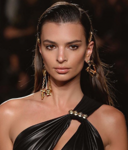Emily Ratajkowski
