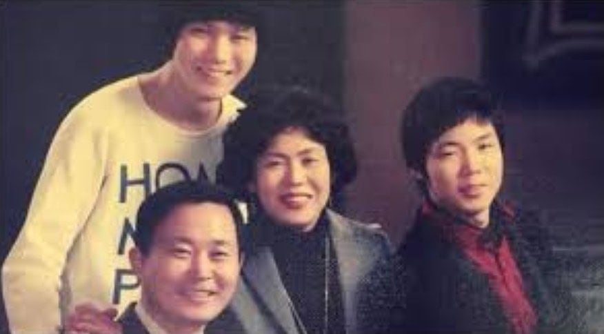 Jihoon Lee parents
