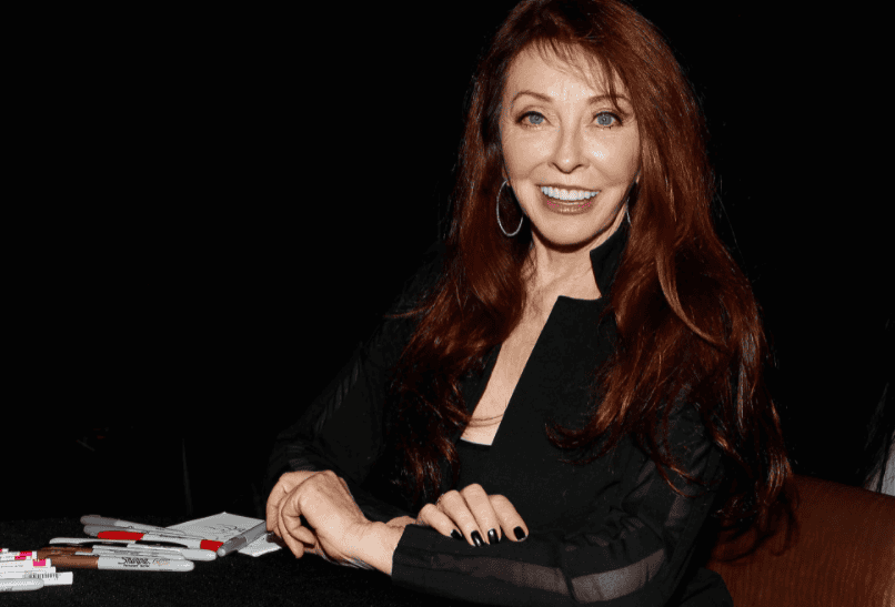 Elvira shares she's been in a 19-year relationship with a woman